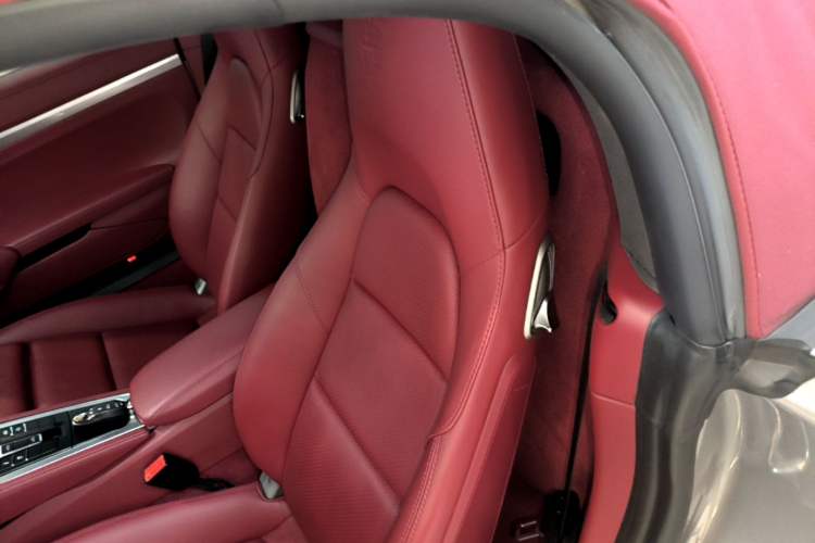 Used Porsche 718 2020 Boxster 2.0T Left Rear Seat