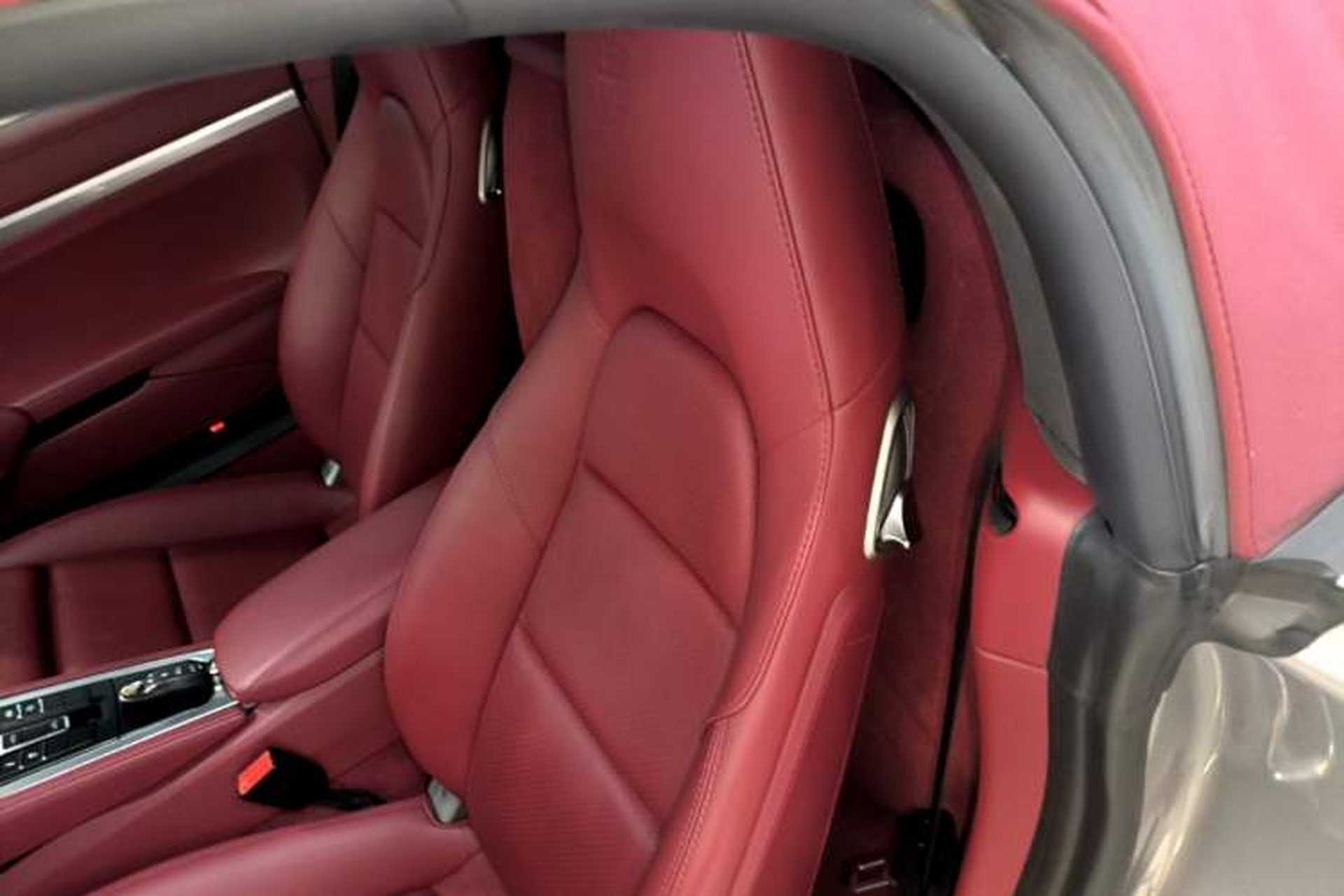 Used Porsche 718 2020 Boxster 2.0T Left Rear Seat