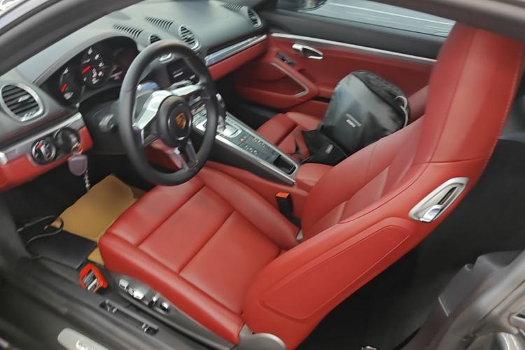 Used Porsche 718 2020 Cayman 2.0T Left Rear Seat
