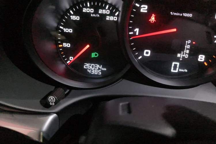 Used Porsche 718 2020 Boxster 2.0T Odometer Close Up