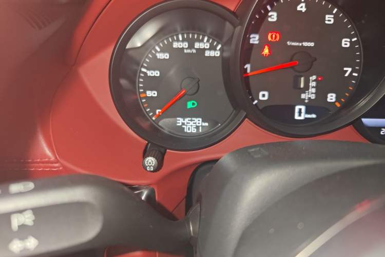 Used Porsche 718 2020 Boxster 2.0T Odometer Close Up