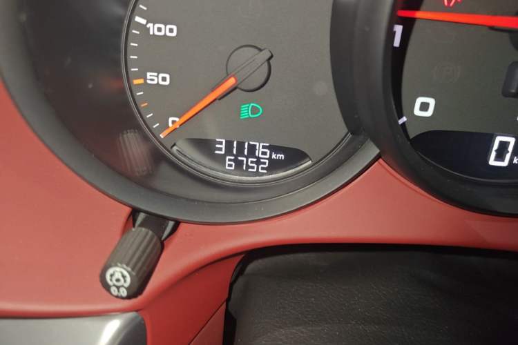Used Porsche 718 2020 Boxster 2.0T Odometer Close Up