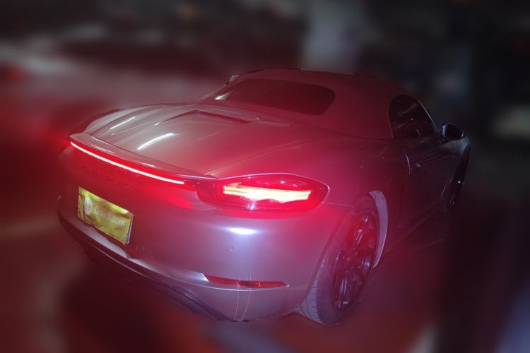 Used Porsche 718 2020 Boxster 2.0T Rear Right 45 Deg