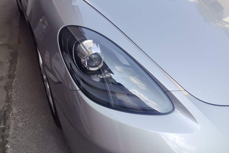 Used Porsche 718 2020 Boxster 2.0T Right Front Headlight