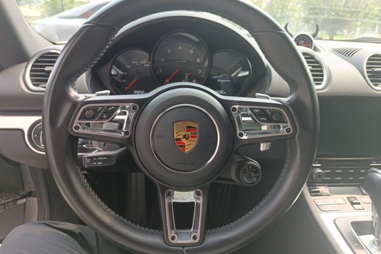 Used Porsche 718 2020 Cayman 2.0T Steering Wheel