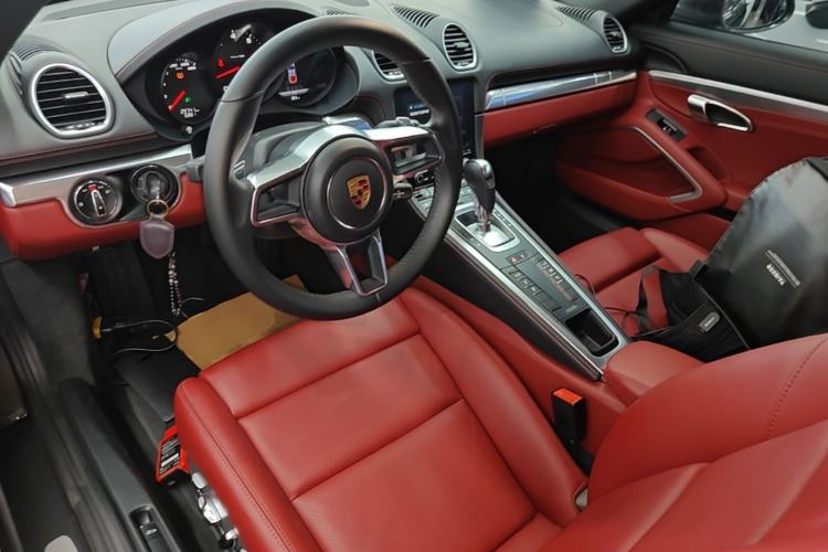 Used Porsche 718 2020 Cayman 2.0T Steering Wheel