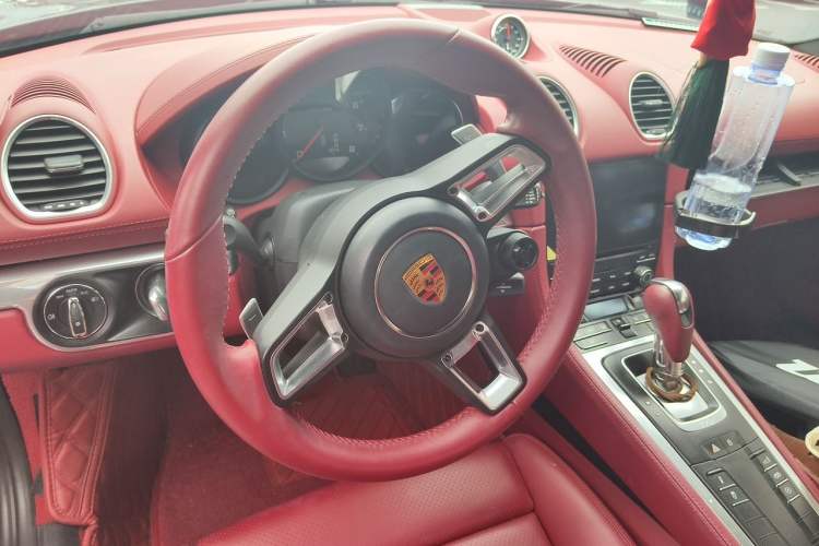 Used Porsche 718 2020 Cayman 2.0T Steering Wheel
