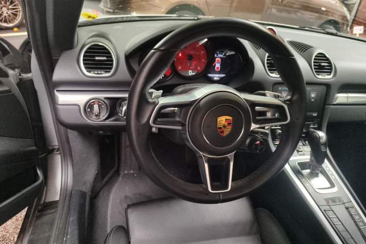 Used Porsche 718 2020 Cayman 2.0T Steering Wheel