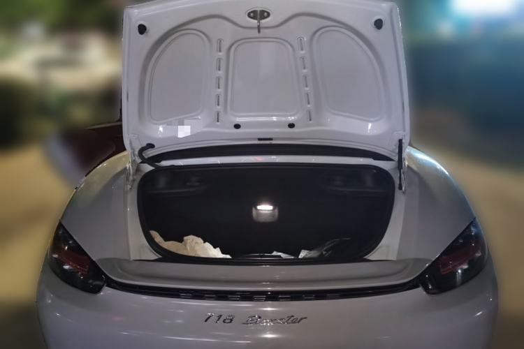 Used Porsche 718 2020 Boxster 2.0T Trunk