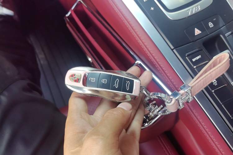 Used Porsche 718 2020 Boxster 2.0T Vehicle Key