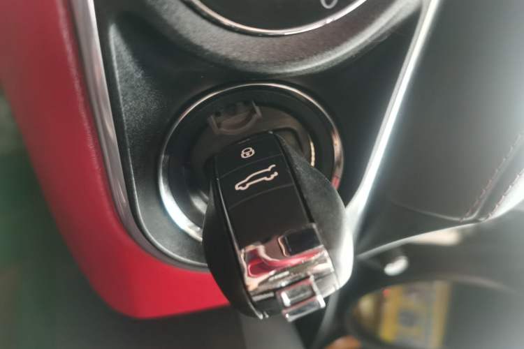 Used Porsche 718 2020 Cayman 2.0T Vehicle Key