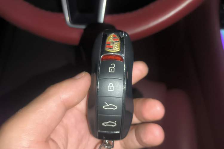 Used Porsche 718 2020 Boxster 2.0T Vehicle Key
