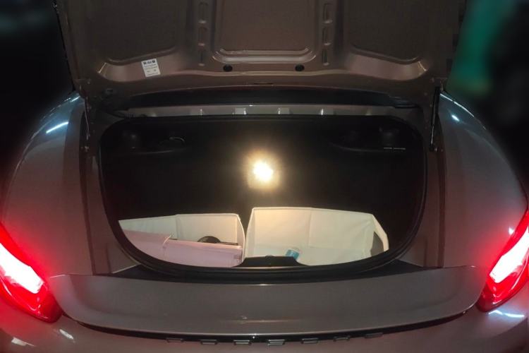 Used Porsche 718 2020 Boxster 2.0T Trunk