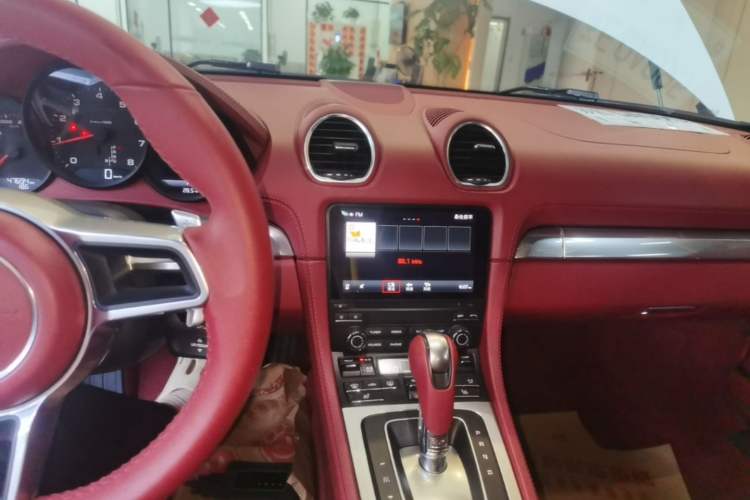 Used Porsche 718 2020 Boxster 2.0T Audio And AC Panel