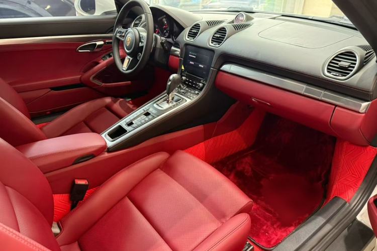Used Porsche 718 2020 Boxster 2.0T Audio And AC Panel