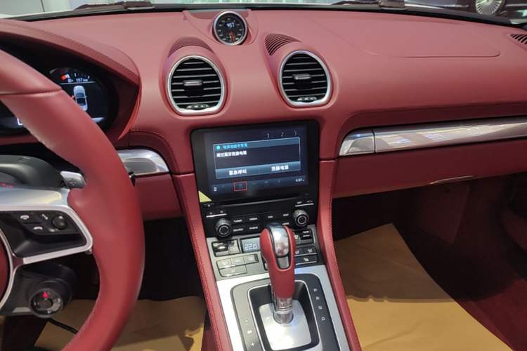 Used Porsche 718 2020 Boxster 2.0T Audio And AC Panel