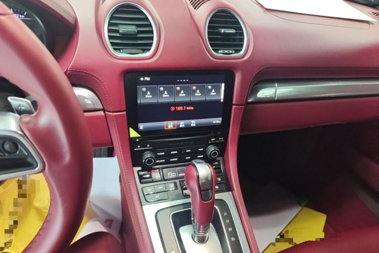Used Porsche 718 2020 Boxster 2.0T Audio And AC Panel