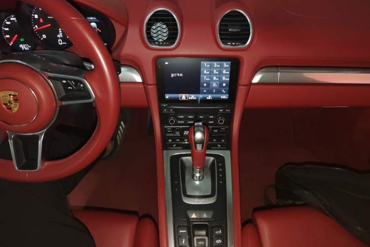 Used Porsche 718 2020 Boxster 2.0T Audio And AC Panel