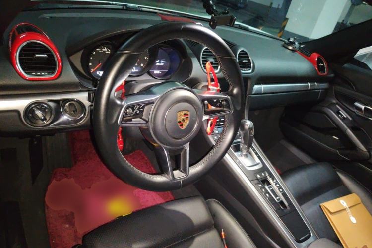 Used Porsche 718 2020 Boxster 2.0T Center Console
