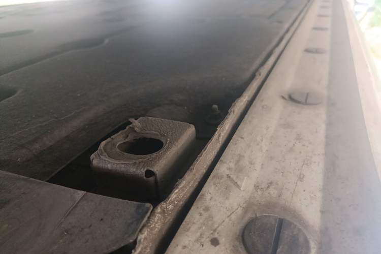 Used Porsche 718 2020 Cayman 2.0T Chassis Front Right
