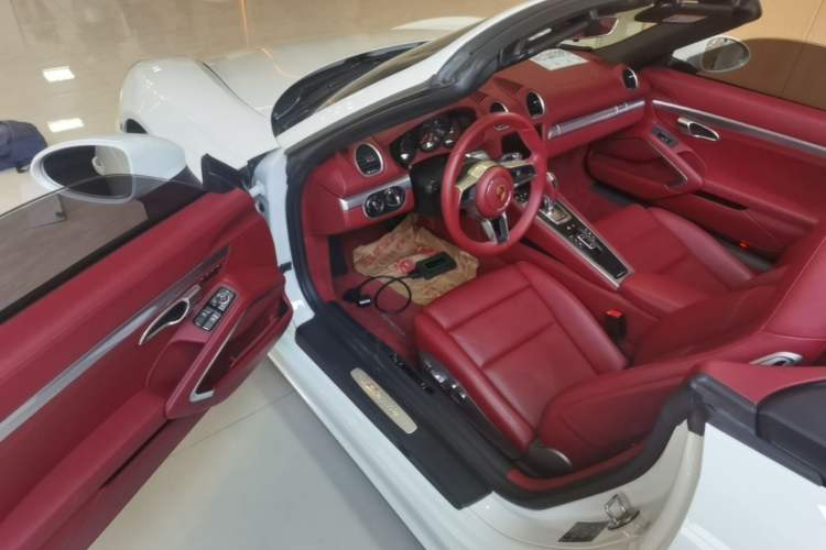 Used Porsche 718 2020 Boxster 2.0T Driver Seat