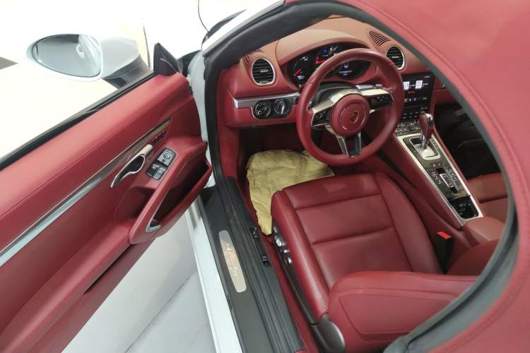 Used Porsche 718 2020 Boxster 2.0T Driver Seat