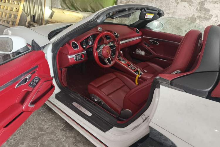 Used Porsche 718 2020 Boxster 2.0T Driver Seat