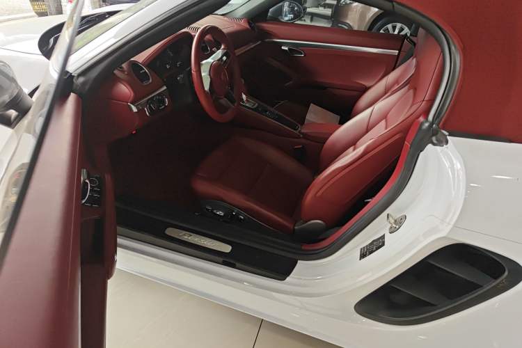 Used Porsche 718 2020 Boxster 2.0T Driver Seat