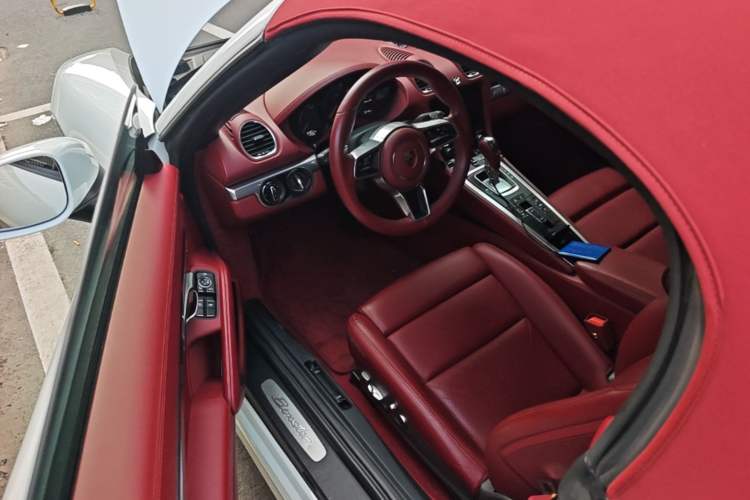 Used Porsche 718 2020 Boxster 2.0T Driver Seat