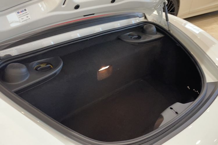 Used Porsche 718 2020 Boxster 2.0T Engine Bay