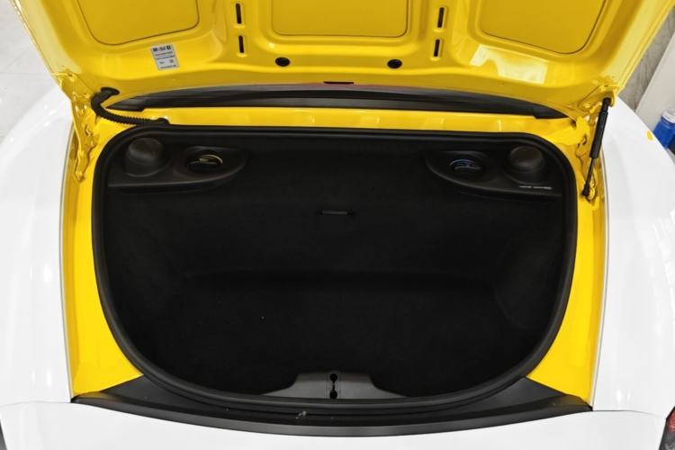 Used Porsche 718 2020 Boxster 2.0T Engine Bay