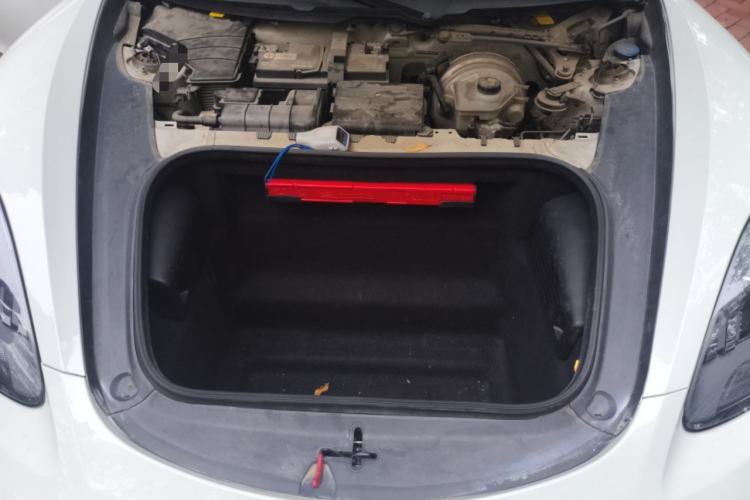 Used Porsche 718 2020 Boxster 2.0T Engine Bay