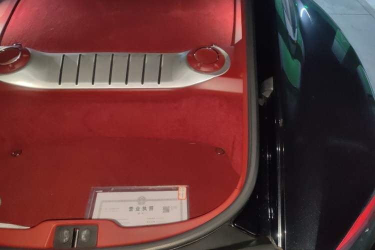 Used Porsche 718 2020 Cayman 2.0T Engine Bay Left
