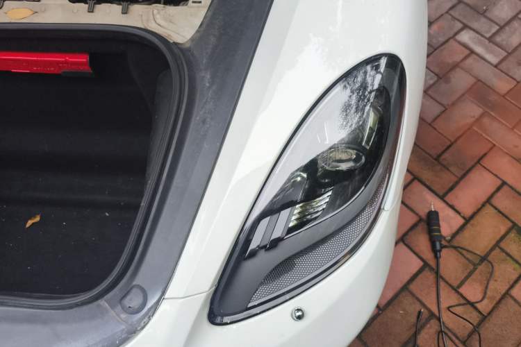 Used Porsche 718 2020 Boxster 2.0T Engine Bay Left