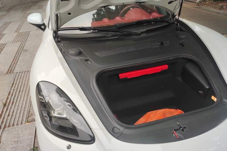 Used Porsche 718 2020 Boxster 2.0T Engine Bay Right