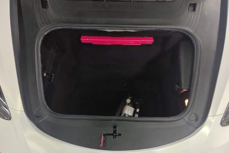Used Porsche 718 2020 Boxster 2.0T Engine Bay