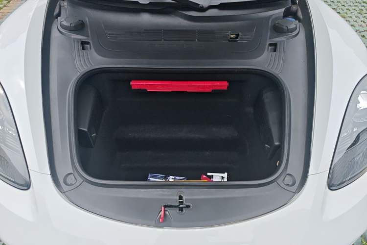 Used Porsche 718 2020 Boxster 2.0T Engine Bay
