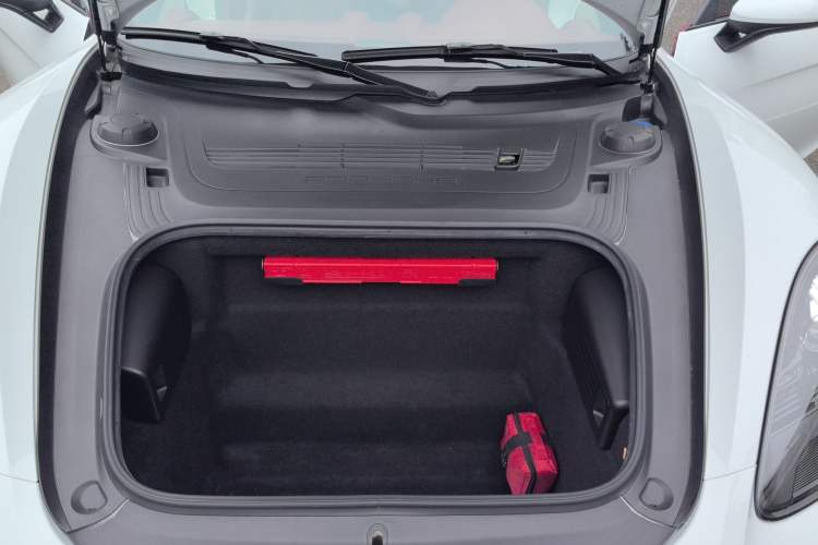 Used Porsche 718 2020 Cayman 2.0T Engine Bay