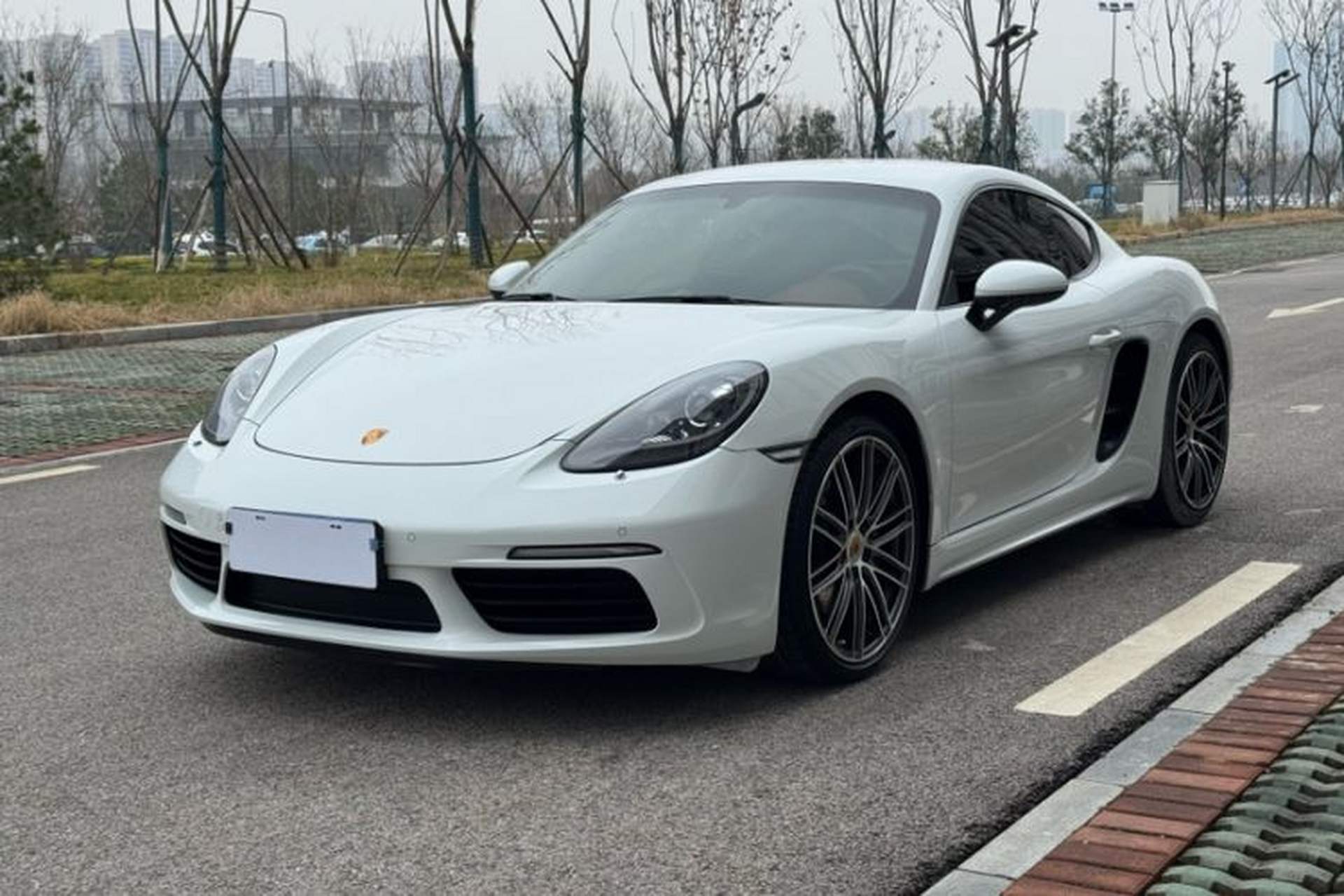 Used Porsche 718 2020 Cayman 2.0T Exterior 1