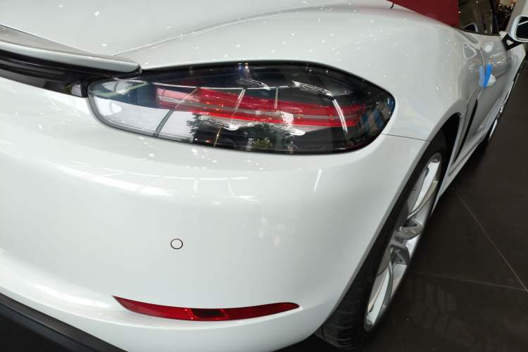 Used Porsche 718 2020 Boxster 2.0T Exterior 2