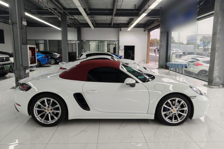Used Porsche 718 2020 Boxster 2.0T Exterior 2
