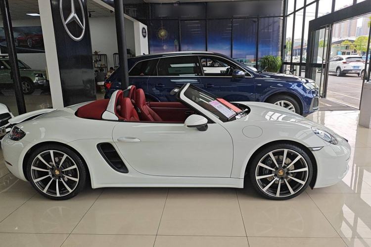 Used Porsche 718 2020 Boxster 2.0T Exterior 3