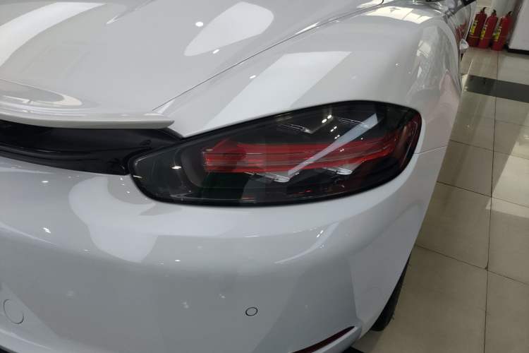 Used Porsche 718 2020 Boxster 2.0T Exterior 3