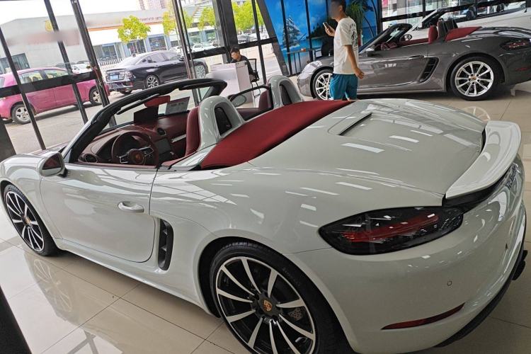 Used Porsche 718 2020 Boxster 2.0T Exterior 4