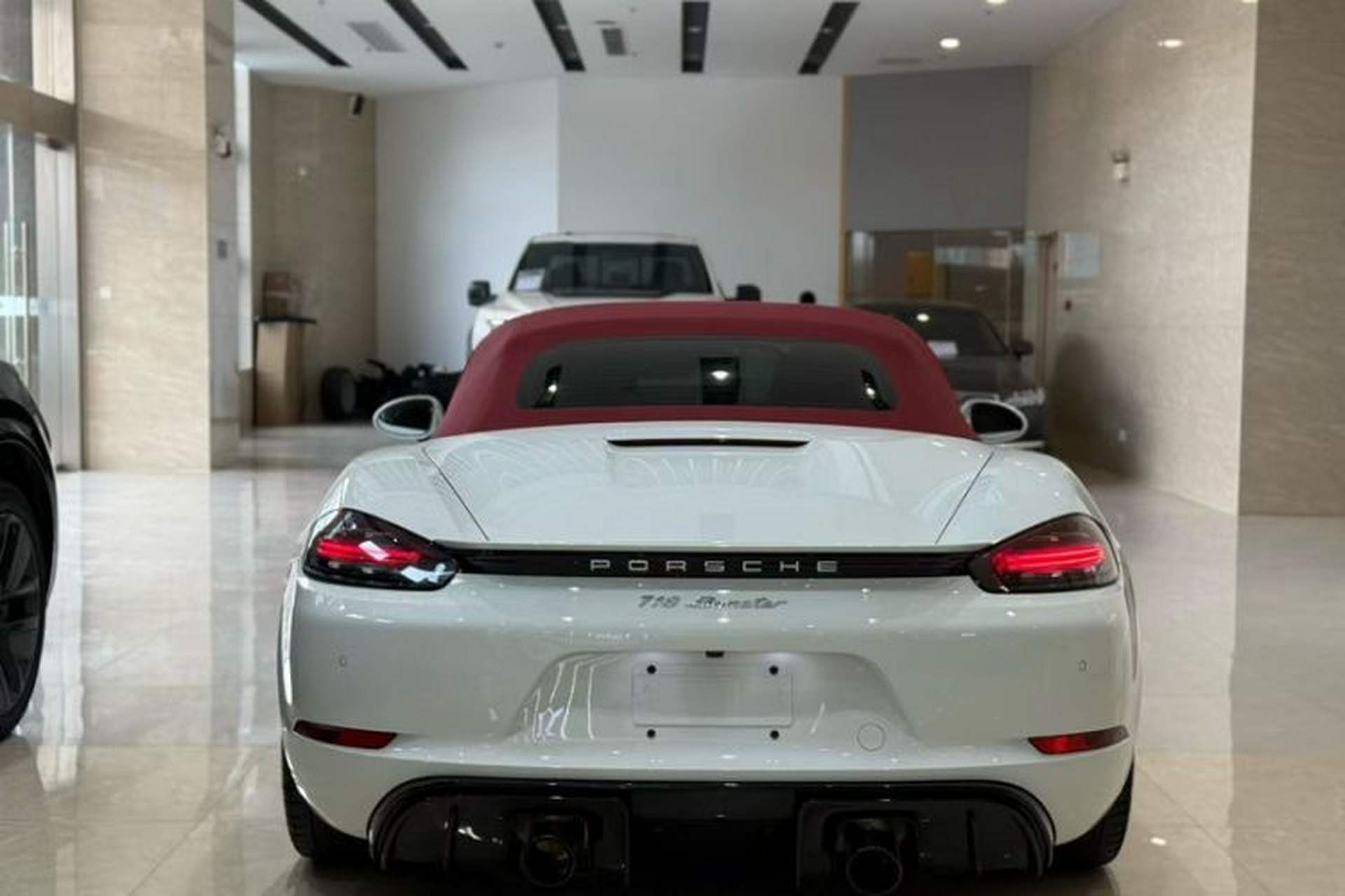 Used Porsche 718 2020 Boxster 2.0T Exterior 4