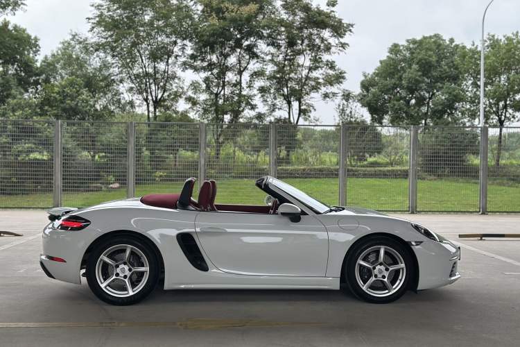 Used Porsche 718 2020 Boxster 2.0T Exterior 5