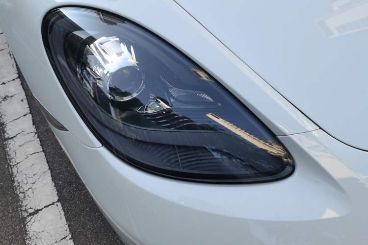 Used Porsche 718 2020 Cayman 2.0T Exterior 6