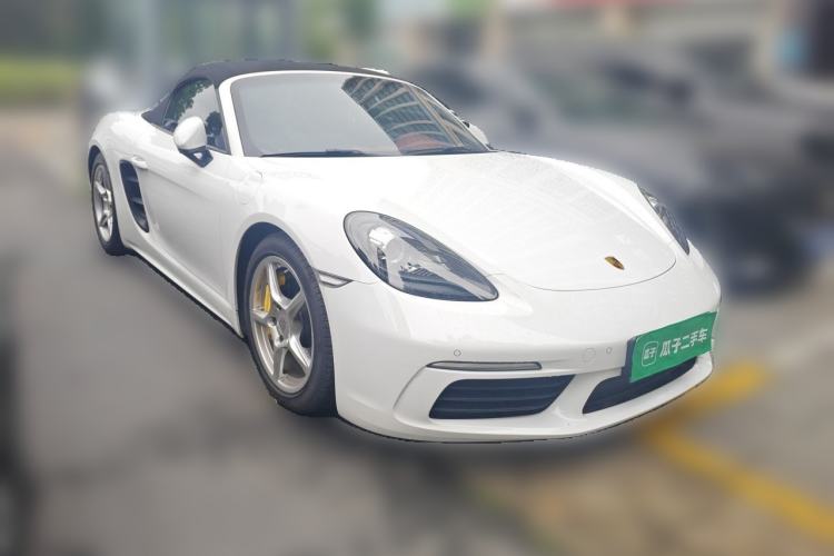 Used Porsche 718 2020 Boxster 2.0T Front Right 45 Deg