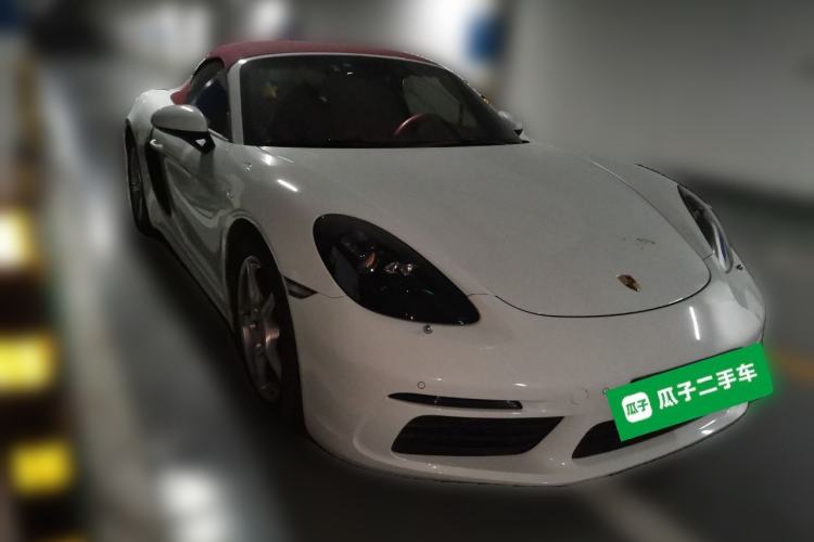 Used Porsche 718 2020 Boxster 2.0T Front Right 45 Deg