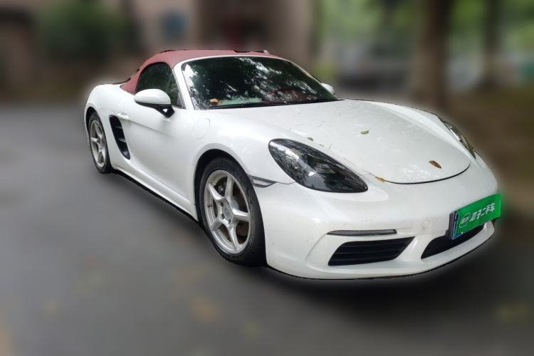 Used Porsche 718 2020 Boxster 2.0T Front Right 45 Deg